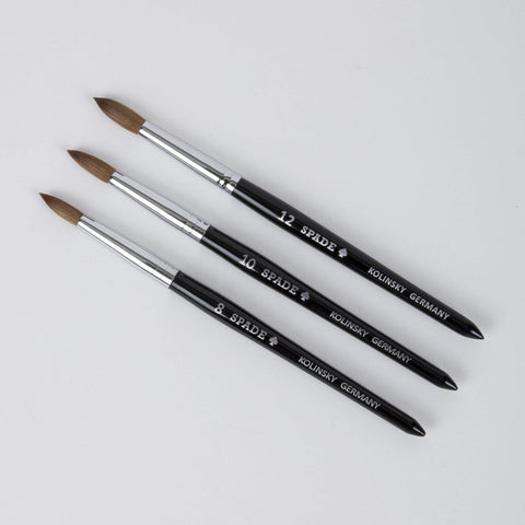 Image of Nail Brushes & Cuticle Pushers Spade Kolinsky Acrylic Brush, Black #8, #10, and #12